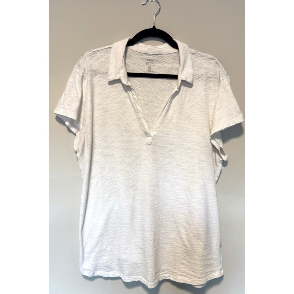 GAP v-neck tee, size XL
